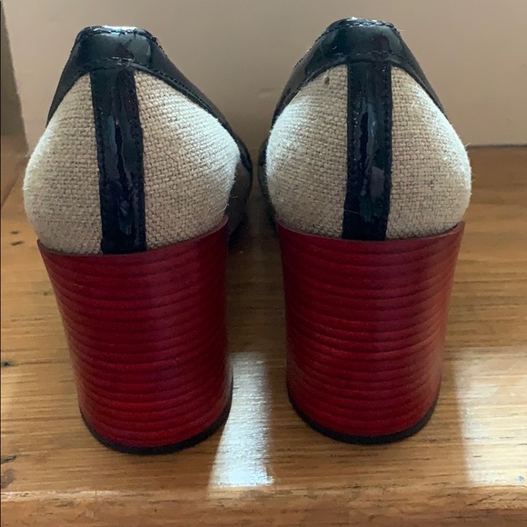 Shoes - Picture 3 of 4